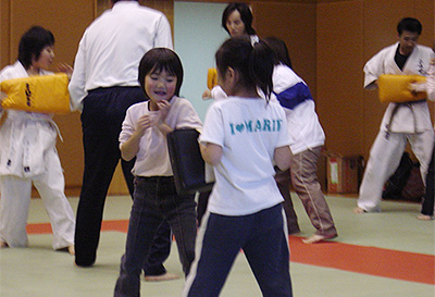 画像：千種拓友会館 稽古